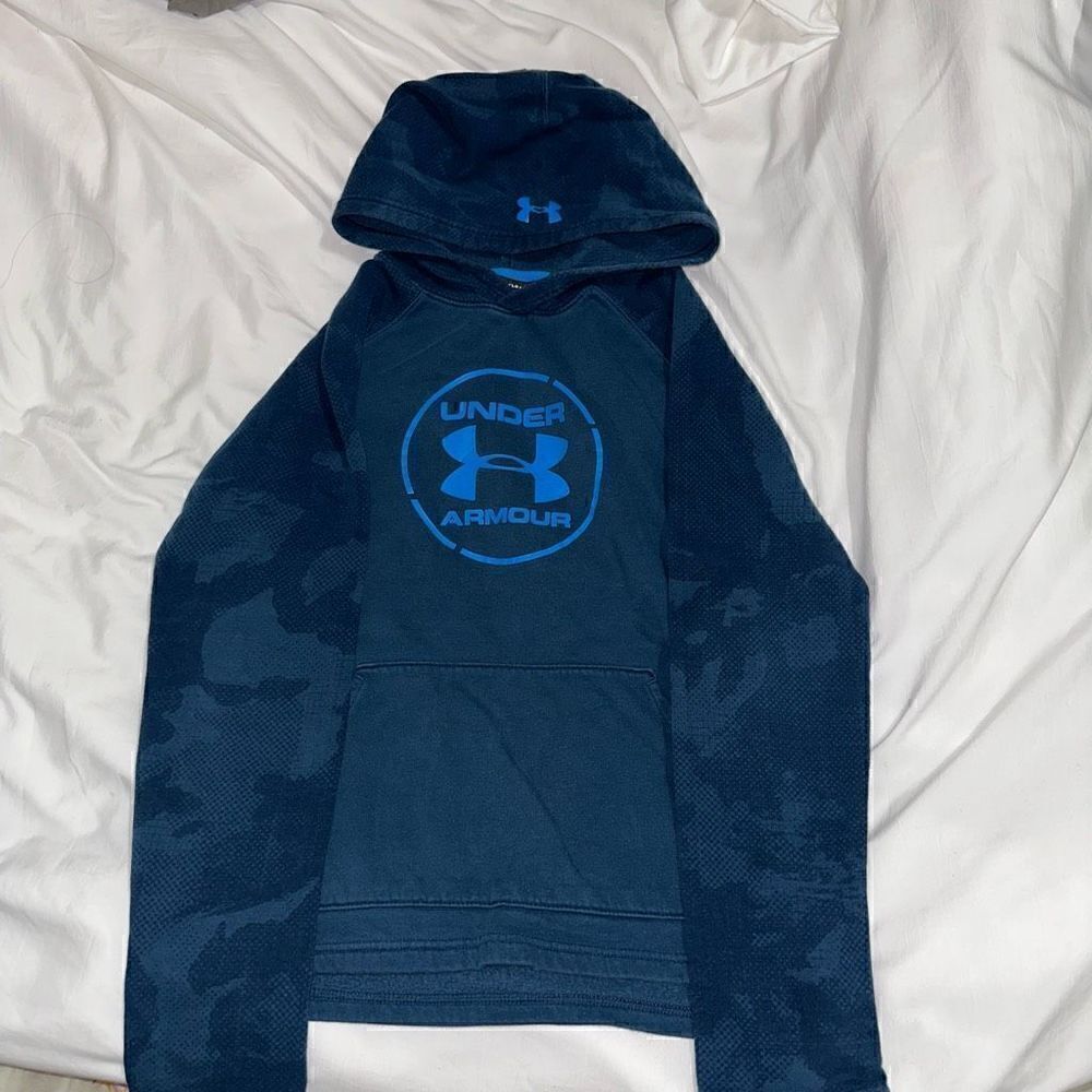 Under Armour boys hoodie sweatshirt size YLG